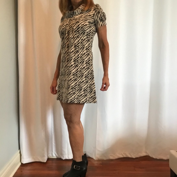 Calvin Klein Zebra Print Cowl Neck Swing Dress Size 6 - Picture 2 of 7